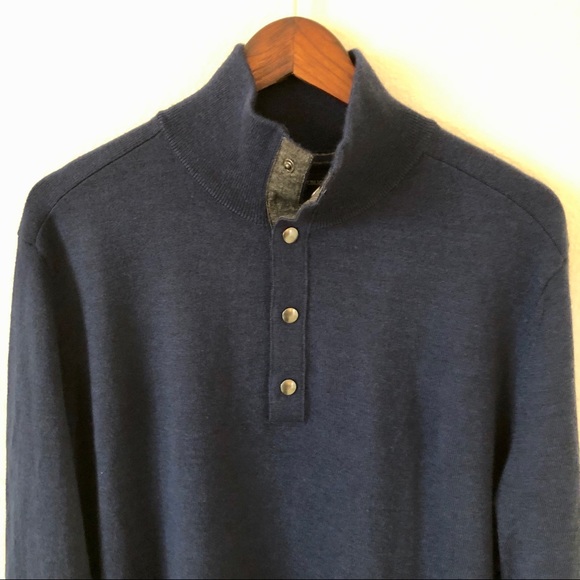 Banana Republic Merino Wool blend quarter button sweater XL - Picture 2 of 5